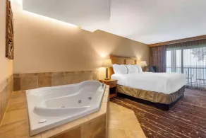 Best Western Premier The Lodge on Lake Detroit - Zimmer