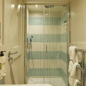 The Woolpack Inn - Badezimmer