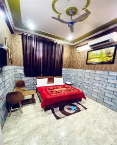 Manali Hotel By GRB - Chambre