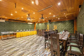 Treebo Premium Torrentium -A Heritage Hotel - 10 Mins From Mall Road - Restaurante
