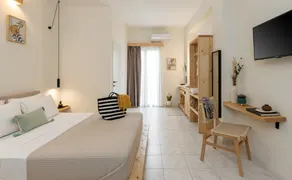 Capella Skiathos, Town - Rom