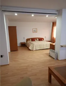 Mountain Paradise 1 - 1 Bedroom South Facing Balcony - 300mbps Wi-fi - Room