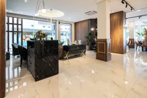 ALEXANDRA Boutique Residence Downtown - Lobby