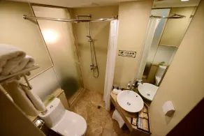 Shanghai Former French Concession Garden Hotel - Bathroom