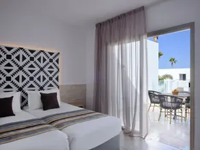 Atlantica Panthea Resort - Værelse