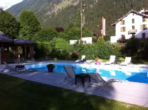 Oustalet - Pool