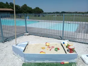 Gite La Grange - Logis de la Croix - Piscine pour enfants
