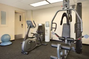 Ramada by Wyndham St. John's - Salle de remise en forme