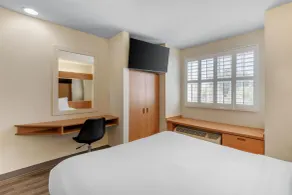 SureStay by Best Western Sacramento South Natomas - Chambre