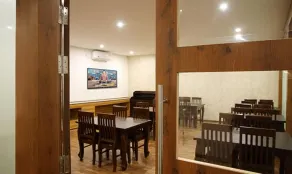 Zing Rooms by GuestHouse Suites - Restaurant