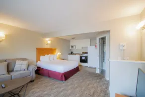 Scott's Inn & Suites - Værelse