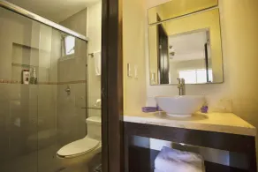 F305 · Luxury 2 bedroom apartment - Bagno