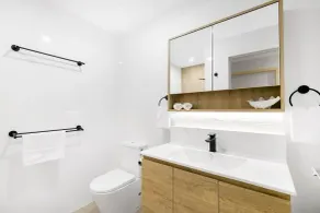 Tiarri Terrigal - Bathroom