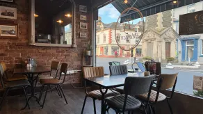 Ty Morgan's - Restaurant