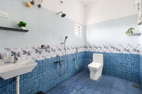 Denim House byRedOlive2BHKNandi HillsNr Airport - Salle de bain