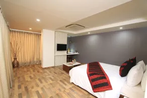 Icon Business Hotel by Bhagini - Room