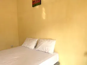 Hotel O Wisma Phinisi Syariah Near Mall of Pinrang Sejahtera - Værelse