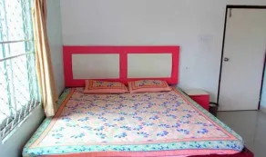 Goroomgo Srikhetra Swargadwar Puri - Room