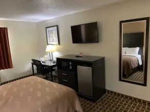 Quality Inn Morton at I-74 - Chambre
