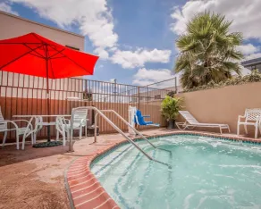 Quality Inn Downey - Piscine