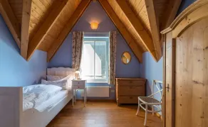 Reetdachhaus mit Schwimmteich in Krienke - barrierefrei, Sauna & Kamin - Room