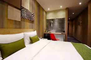 ARK Hotel - Dongmen - Room