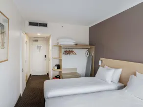 ibis Sydney Olympic Park - Room
