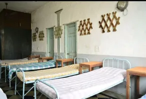 Hostel Vasantashram CST Mumbai, Free Wifi with 1940s Retro vibe - Chambre