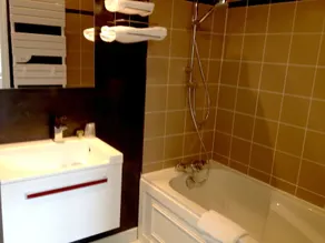 Hôtel - Restaurant Au Tonnelier - Salle de bain