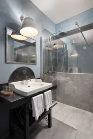 Mirakul Residence - Bathroom