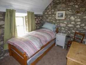 Court House - Habitación