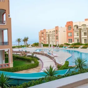 Oyster bey Beach Suites J1-04 - Piscina