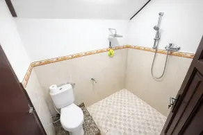 Mulia Garden Bungalows - Badezimmer