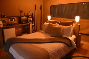 Ketchup's Bank Glamping - Room