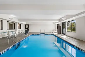 Quality Inn Tahlequah South - Pool