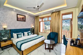 Hotel Pawan Regency- Best Mountain View Hotel In McLeodganj - Chambre