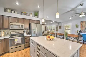 NEU-Aktualisiertes Glendale Home mit Grillstation und Garten - Innenbereich
