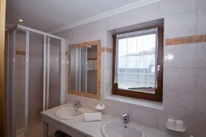 Appartement Sporthütte Fiegl - Badeværelse
