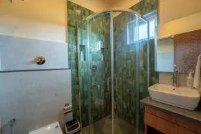 C Roque Beach Resort - Bathroom