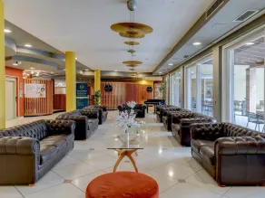 B&B Hotel Affi - Lago di Garda - Saguão
