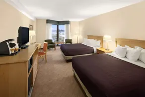 Travelodge Hotel by Wyndham Saskatoon - Chambre