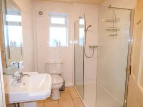 Ty Woods Cottage - Salle de bain