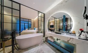 SECLUSION TANG - Bathroom