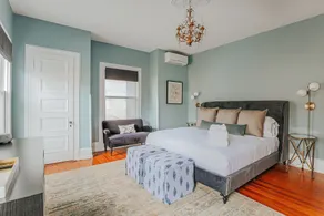 The Historic Berkeley Place - Room