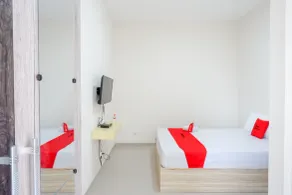RedDoorz near Pacific Mall Tegal 2 - Chambre