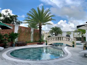 Thuận Phát Hotel - Pool