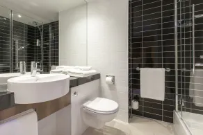 Holiday Inn Express Middlesbrough - Centre Square by IHG - Baño