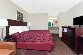Days Inn by Wyndham Columbia NE Fort Jackson - Chambre