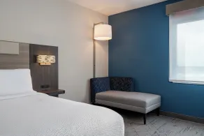Holiday Inn Express & Suites Linden - Newark South by IHG - Værelse