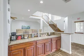 Elegant Houston Home w/ Gazebo & Game Room! - Innenbereich